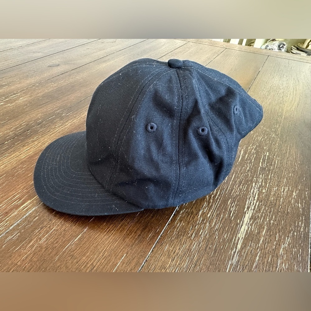 H&M Black Baseball Cap with White Keith Haring Graphic - Picture 4 of 11